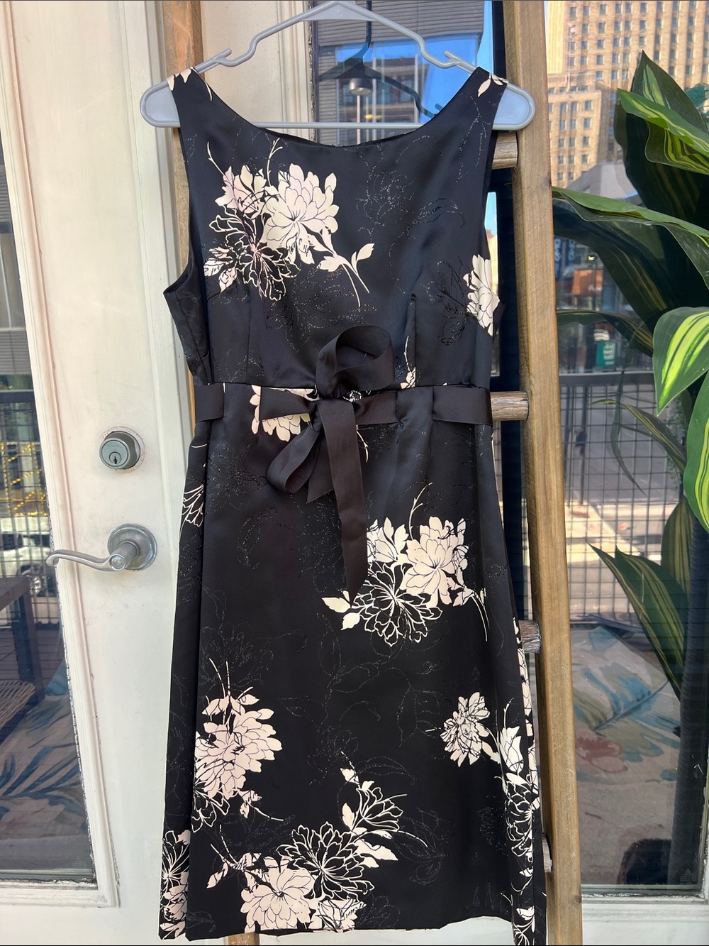 Jessica Howard Black Floral Sleeveless Tie-Belt Midi Dress